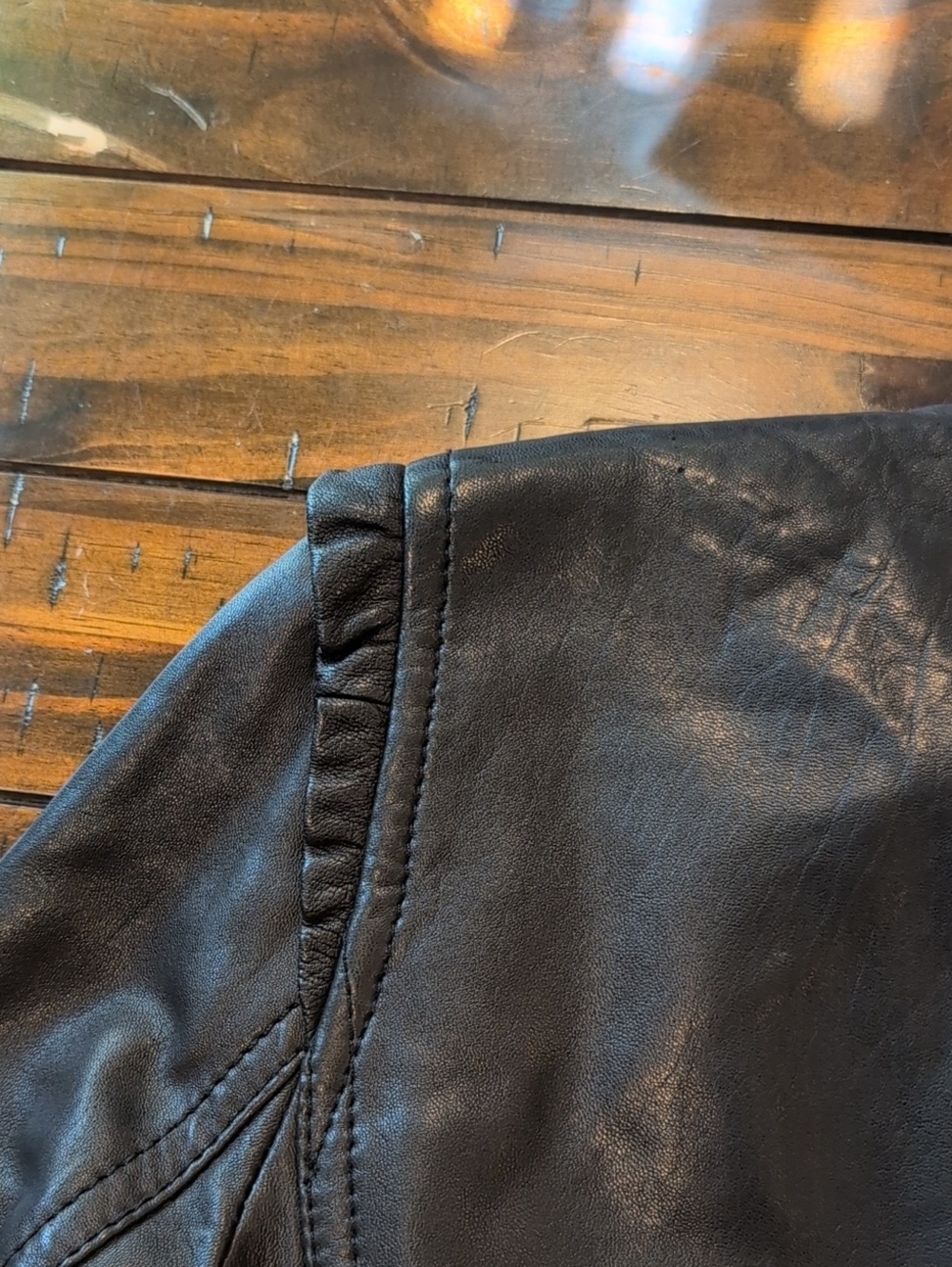 Juicy Couture Leather Ruffle Shoulder Moto Jacket Vintage Y2K - Picture 11 of 12